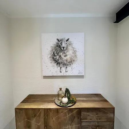 Gut Schwarz-n Hof Apartment