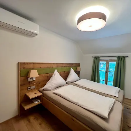 Apartment Gut Schwarz-n Hof Bad Griesbach (Bavaria)