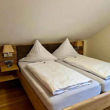 Apartment Gut Schwarz-n Hof *