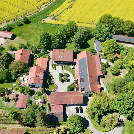 Apartment Gut Schwarz-n Hof Bad Griesbach im Rottal