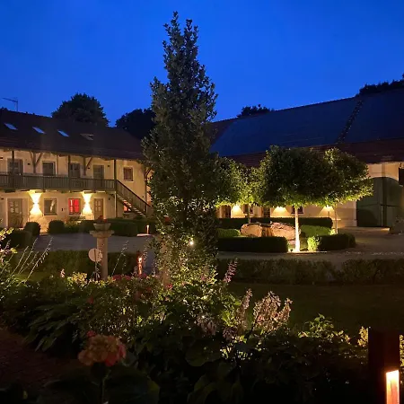 Apartmán Gut Schwarz-n Hof