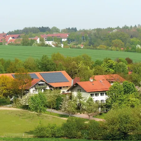 Apartamento Gut Schwarz-n Hof *
