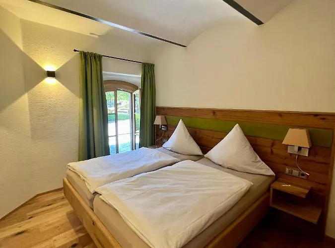 Gut Schwarz-n Hof Apartamento