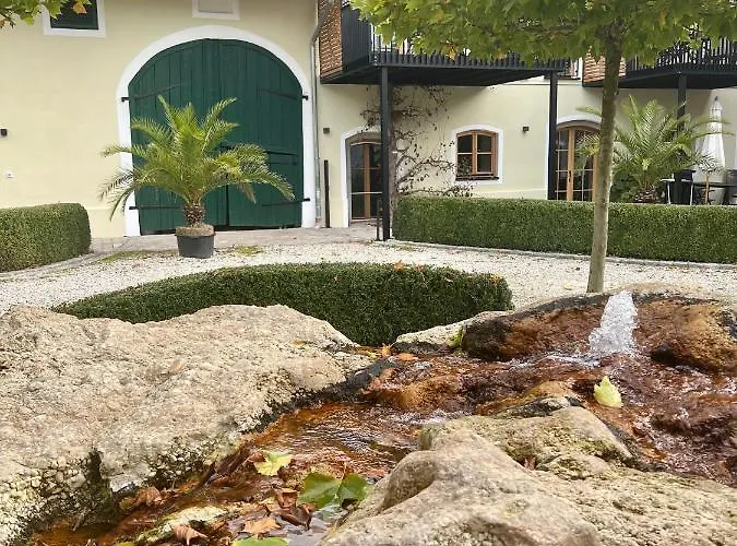 Gut Schwarz-n Hof Bad Griesbach (Bavaria)
